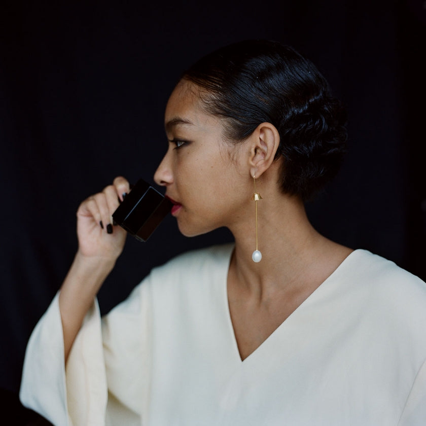 R.ALAGAN - LAMP EARRING