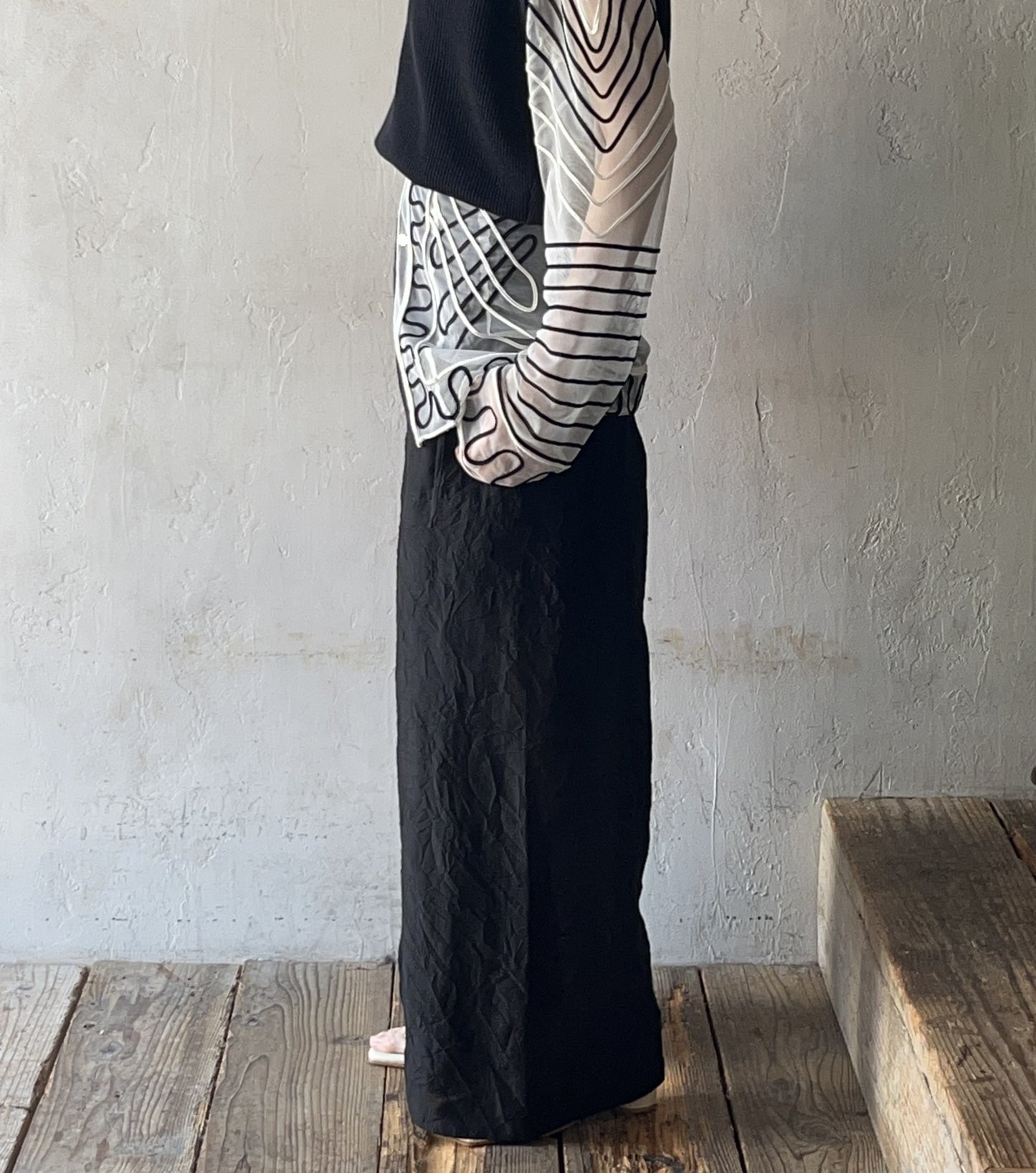 AS YET UNNAMED. - the 3 tucks wide pants
