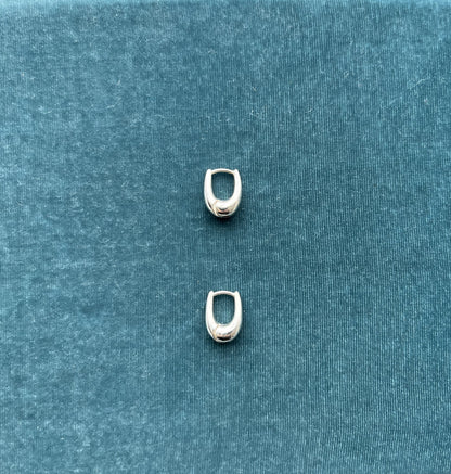 R.ALAGAN - TINY TINY PUFFY HOOPS silver