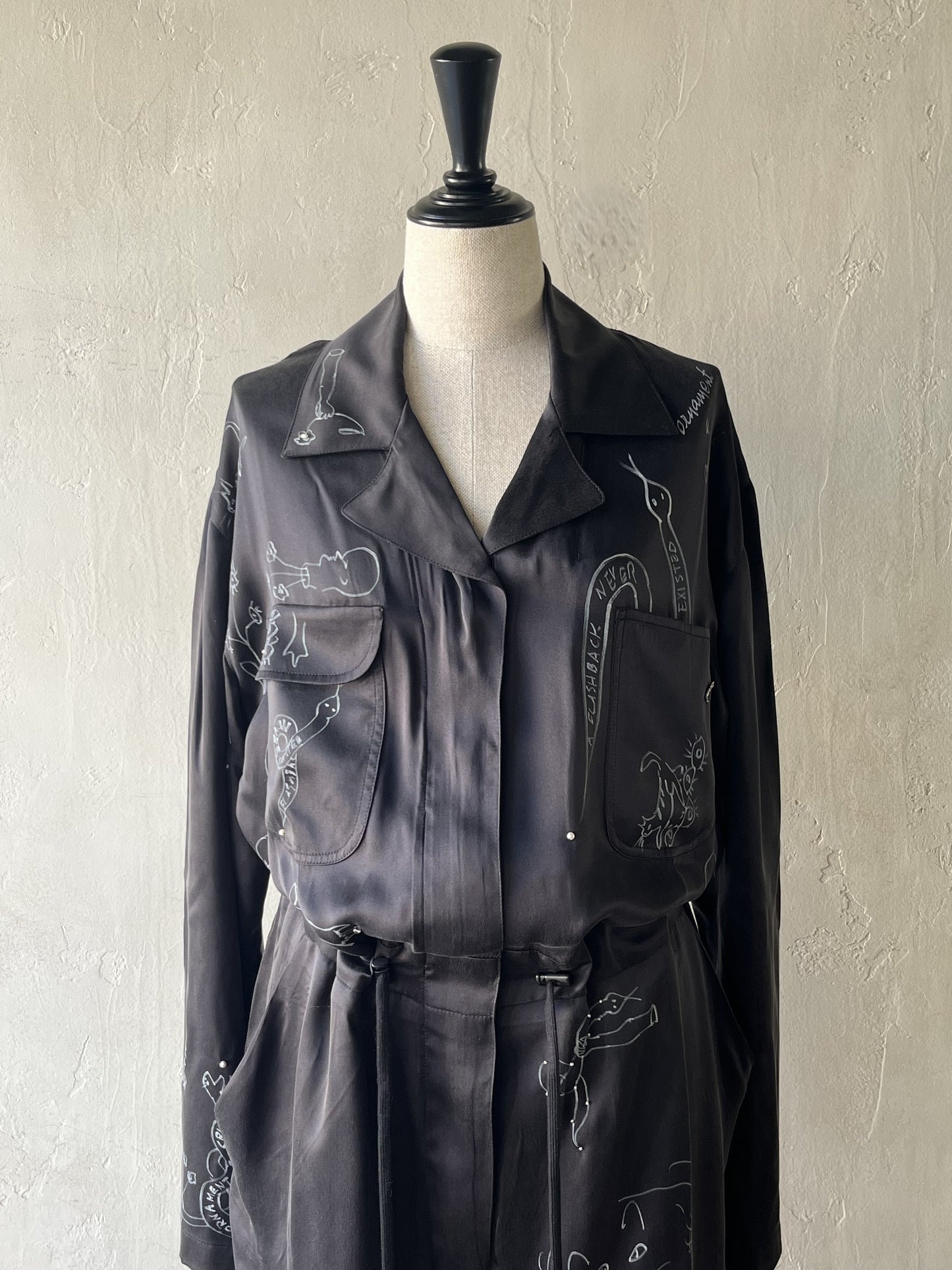 wonderound - SILK WORKSUIT HAND DRAWING