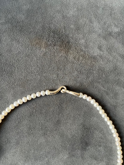 R.ALAGAN - BABY PEAL COLLAR