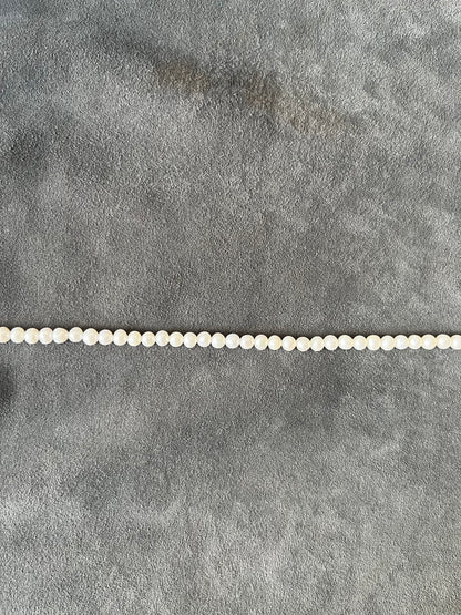 R.ALAGAN - BABY PEAL COLLAR