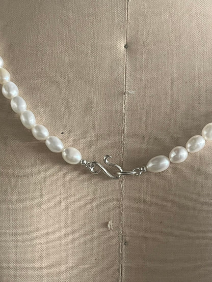 R.ALAGAN - LONG PEAL NECKLACE