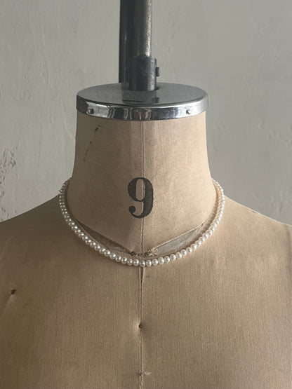 R.ALAGAN - BABY PEAL COLLAR