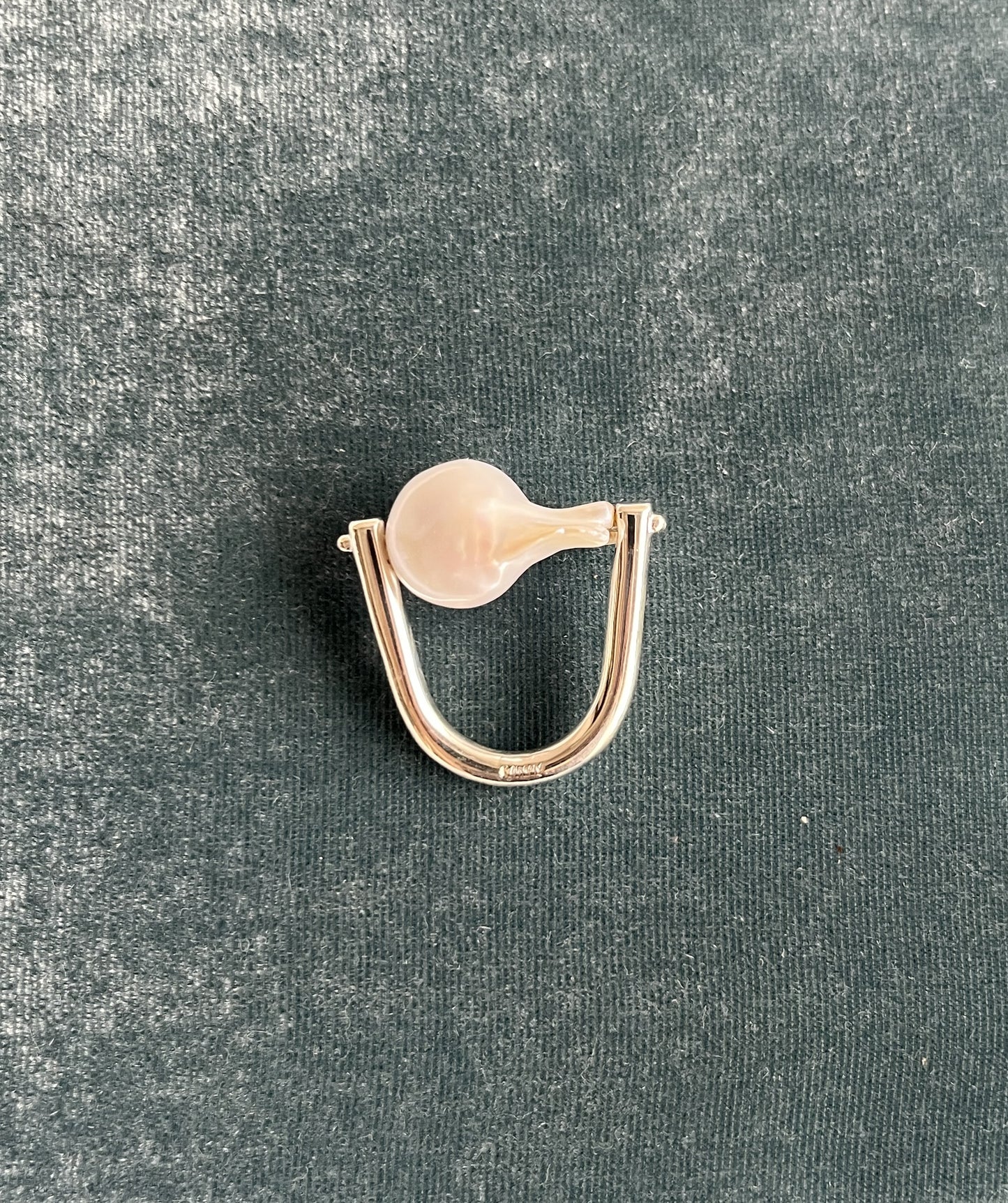 R.ALAGAN - DISTORTED PEARL RING