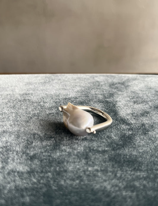 R.ALAGAN - DISTORTED PEARL RING