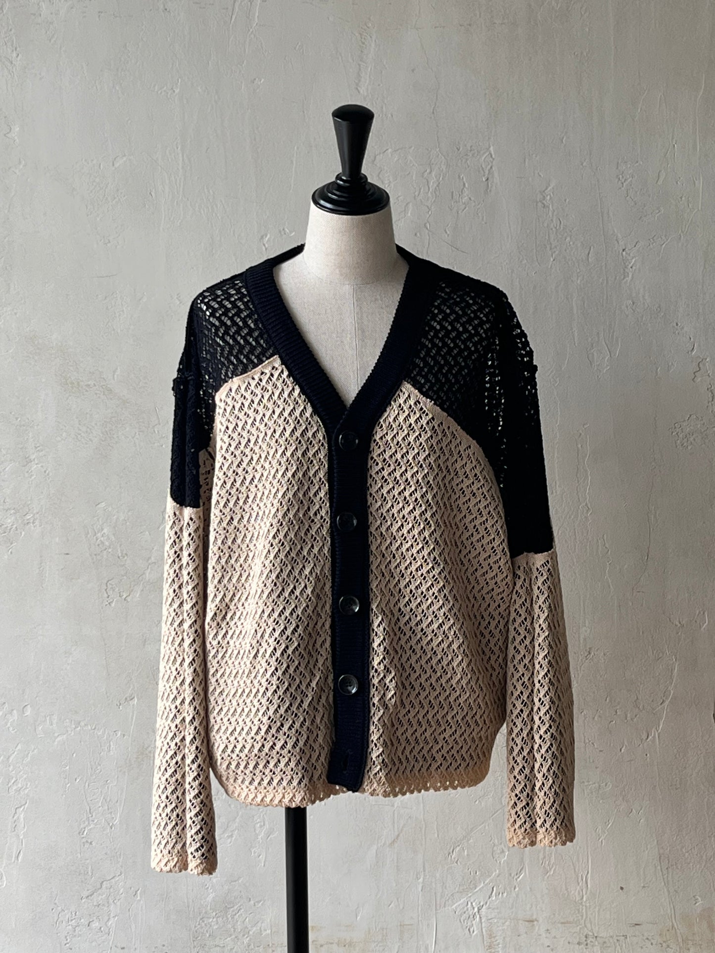 Kota Gushiken - Inside Out 2 Layers Cardigan col.Black/Beige