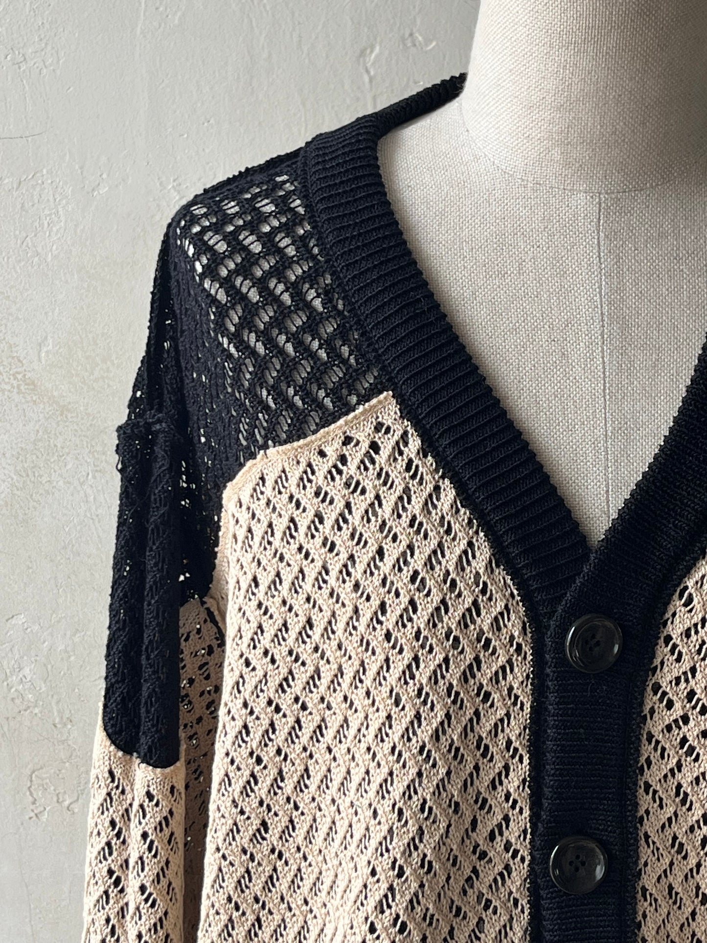 Kota Gushiken - Inside Out 2 Layers Cardigan col.Black/Beige