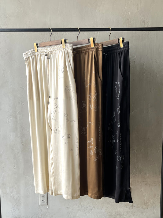 wonderound - PANTS WITH ZIPPER HAND DRAWING