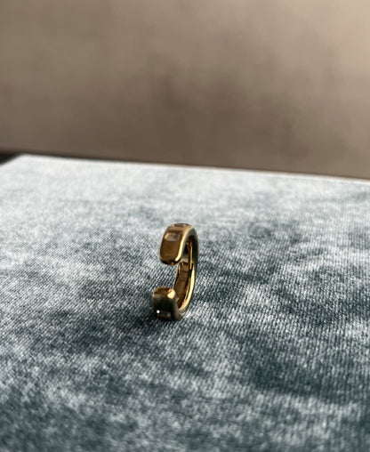 R.ALAGAN - EAR CUFF TILE