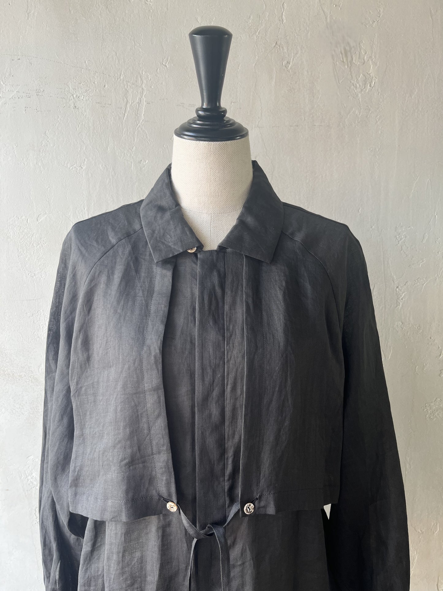 AS YET UNNAMED. - raglansleeve oversized shirts
