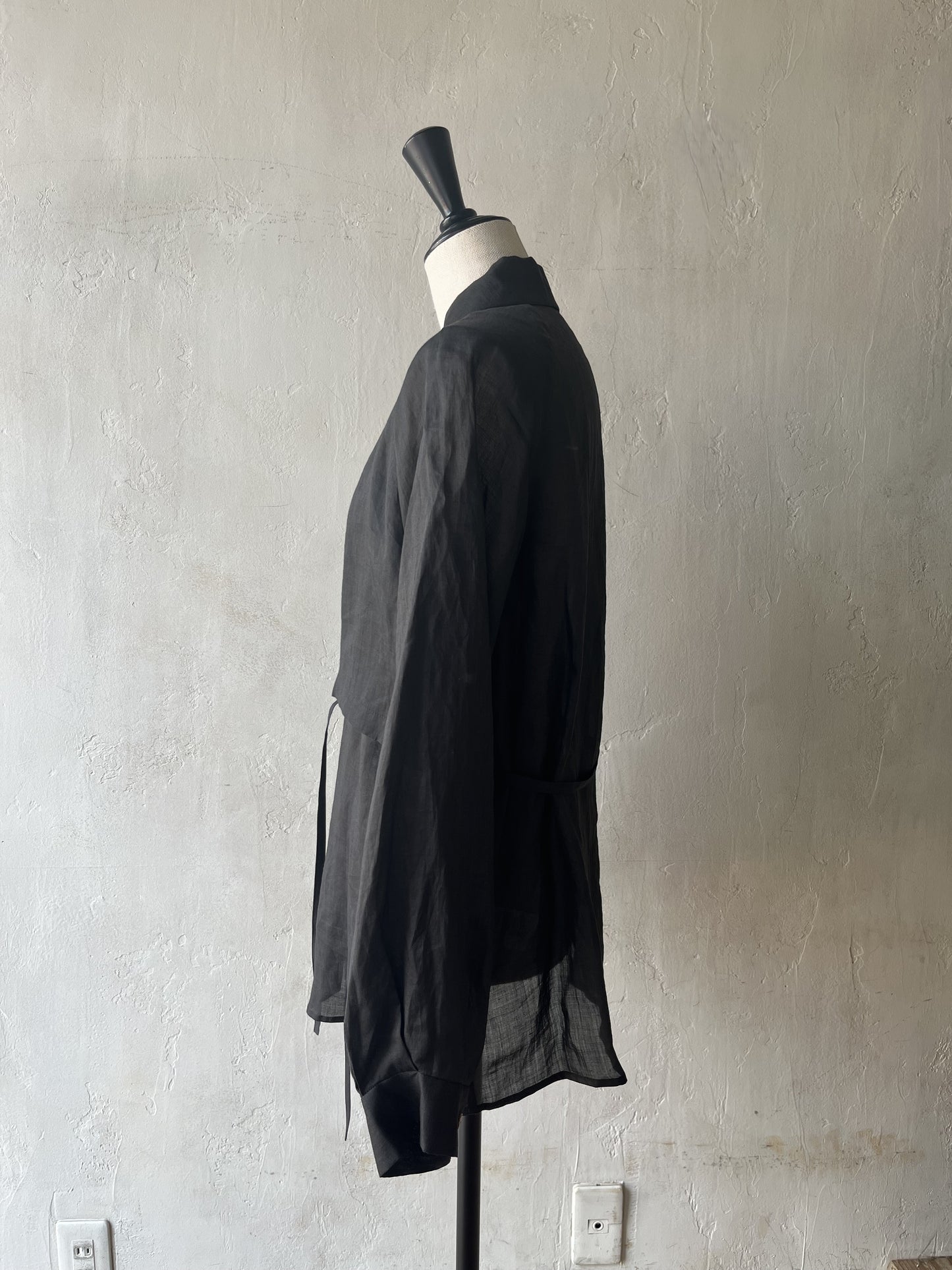 AS YET UNNAMED. - raglansleeve oversized shirts