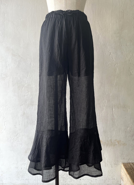 AS YET UNNAMED. - the flare easy pants