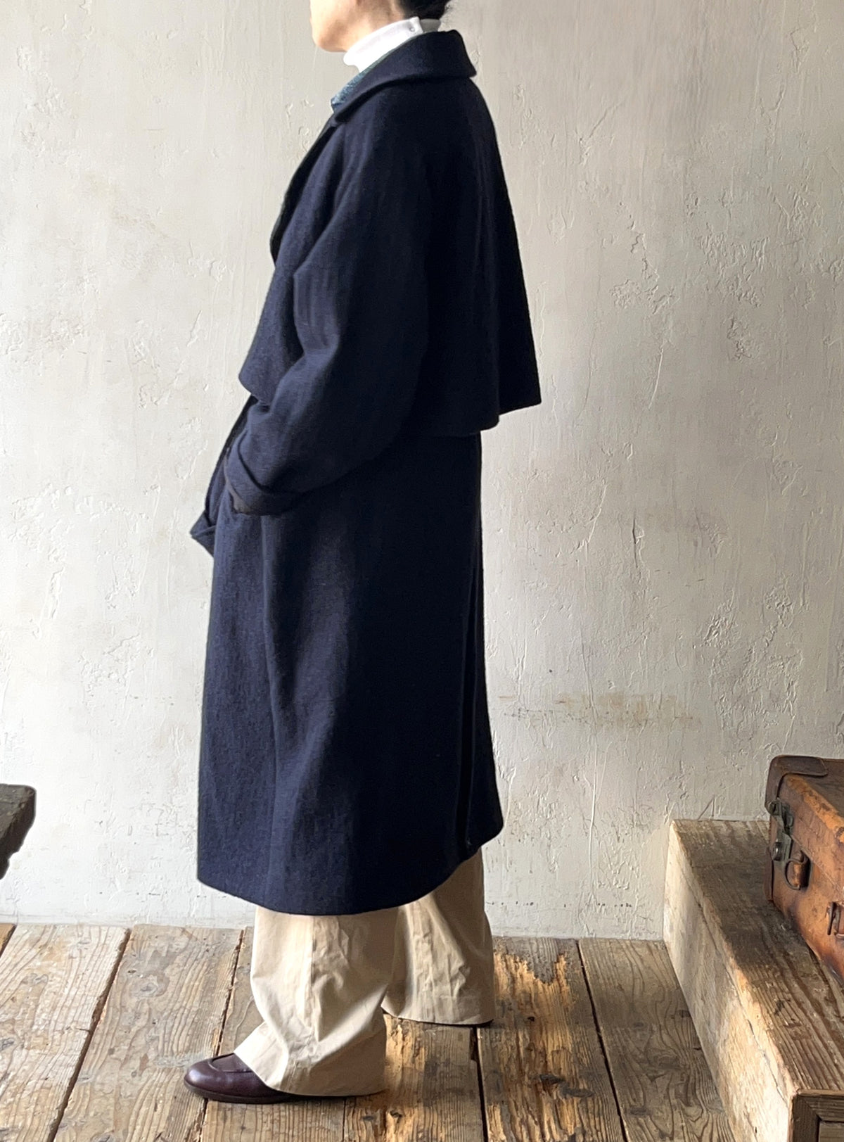 AS YET UNNAMED. - THE AIR-HOLDING COAT