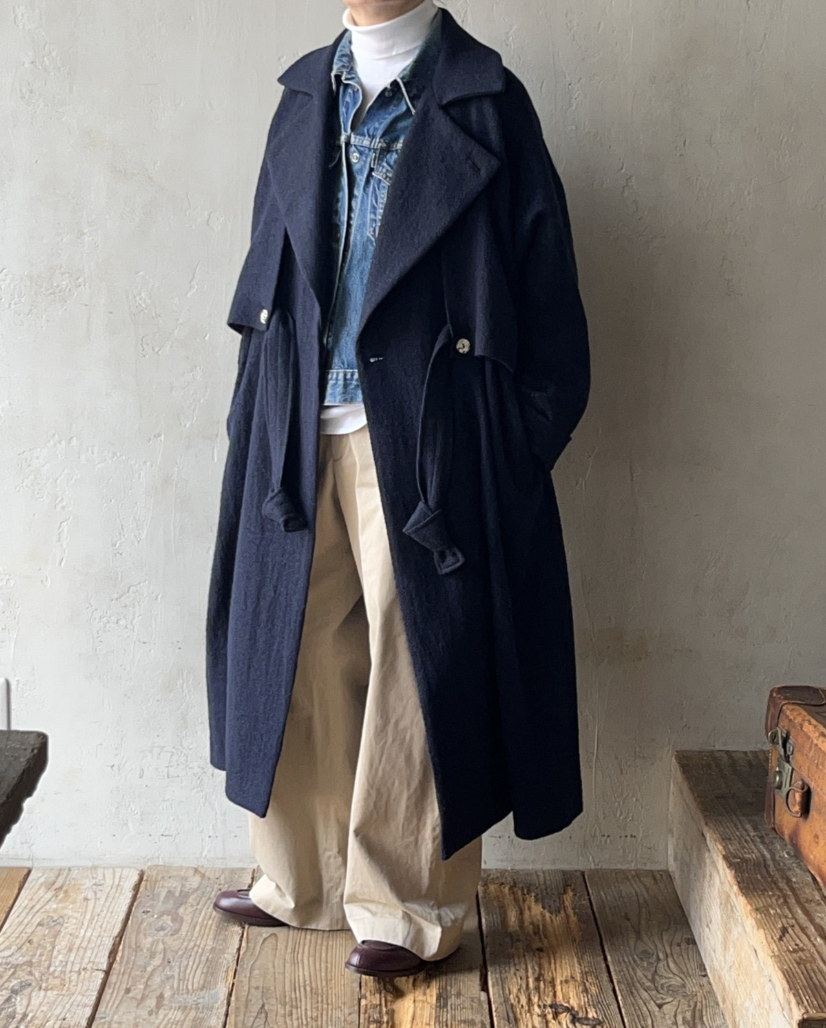 AS YET UNNAMED. - THE AIR-HOLDING COAT