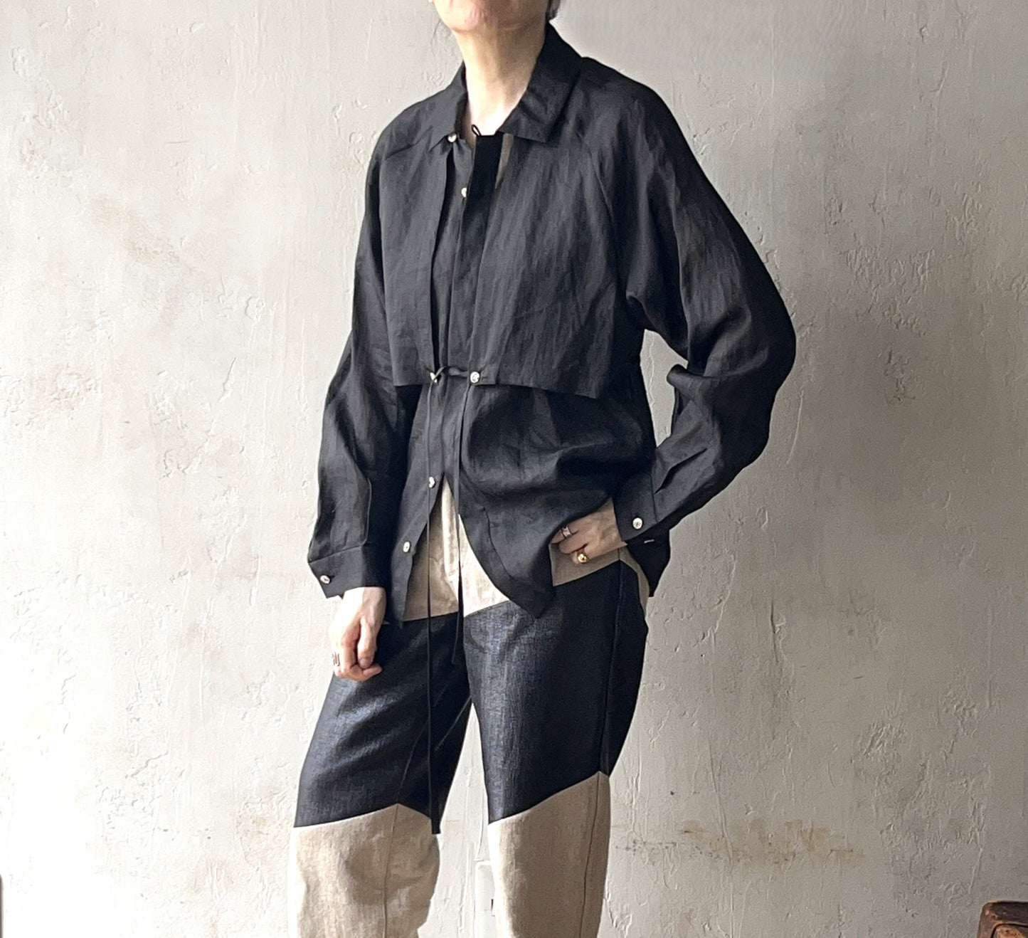 AS YET UNNAMED. - raglansleeve oversized shirts