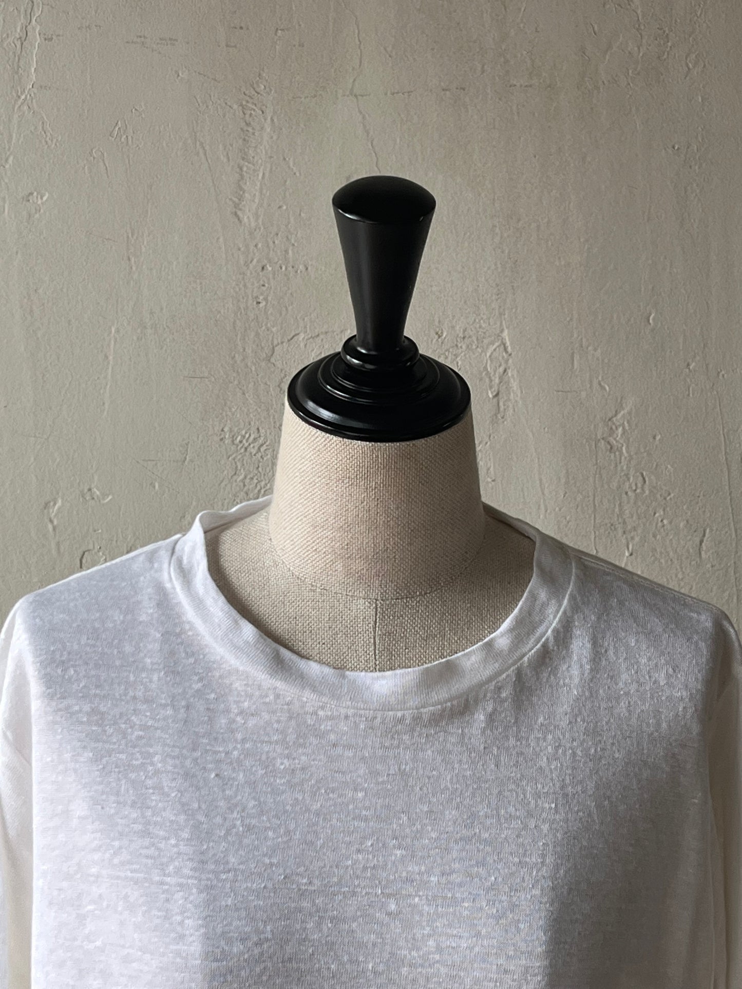 BATONER - NORMANDY LINEN T-SHIRT