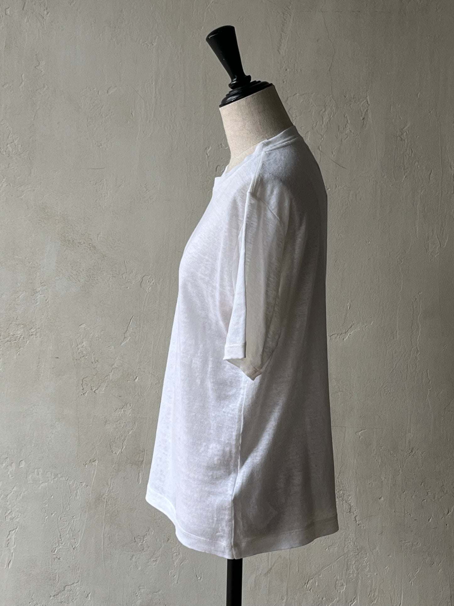 BATONER - NORMANDY LINEN T-SHIRT
